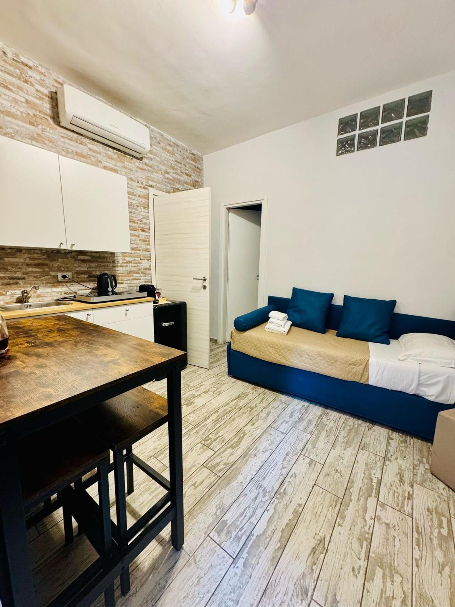 Nl Trastevere Рим Екстериор снимка