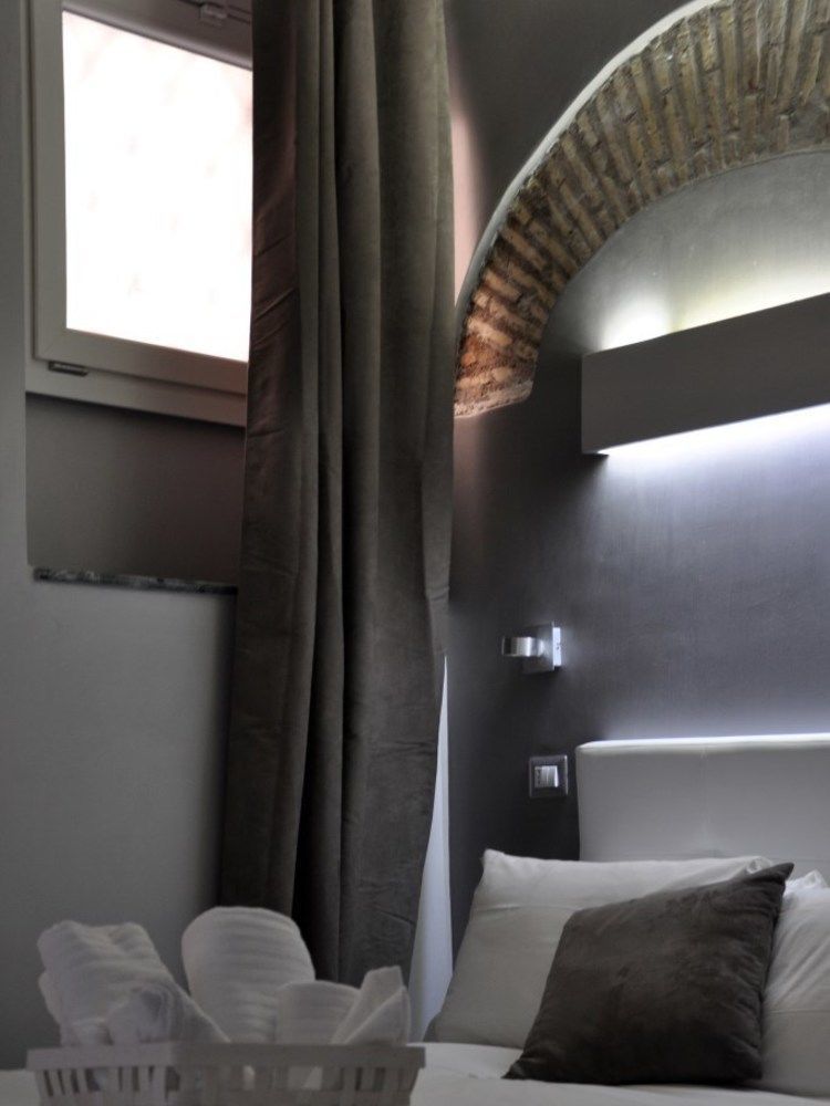 Nl Trastevere Рим Екстериор снимка